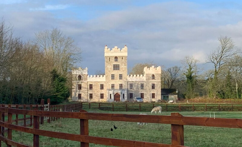 Mistletoe Castle with Secil lime mortars
